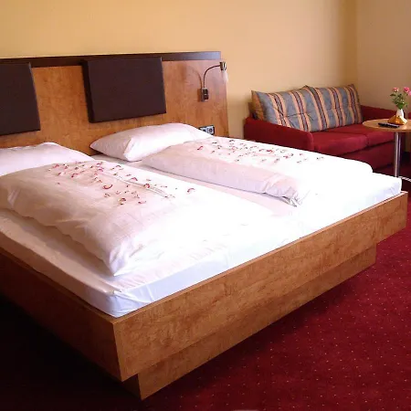 호텔 Seehotel Garni Poellmann
