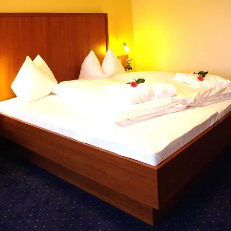 호텔 Seehotel Garni Poellmann 4*